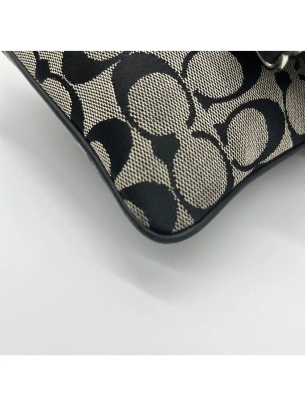 Coach Swingpack Crossbody Purse